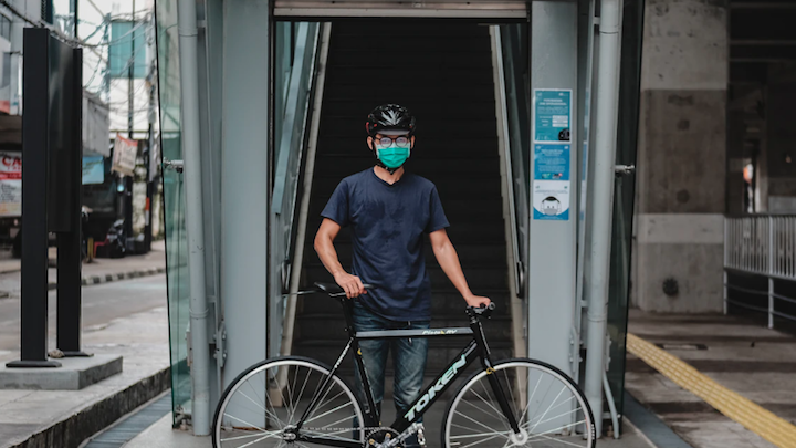 Tren Sepeda di Indonesia (Photo by Arif Maulana on Unsplash)