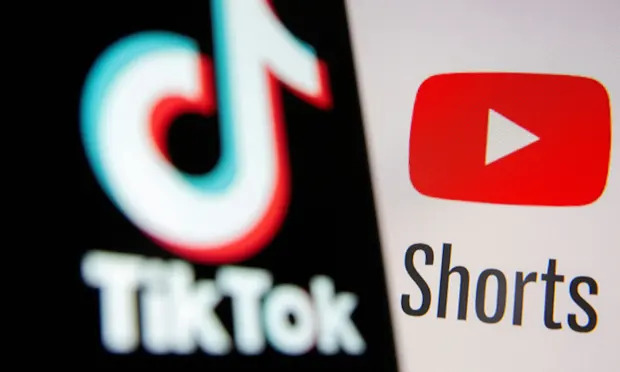 YouTube Reels siap saingi TikTok dan Instagram Reels (Photograph via Dado Ruvić/Reuters)